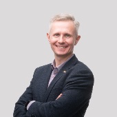 Владимир Петелин